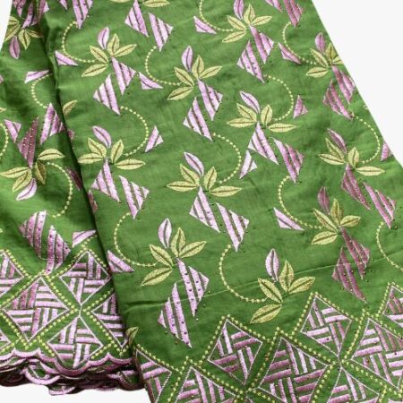 Tissu brodé lafaya vert 5 yards